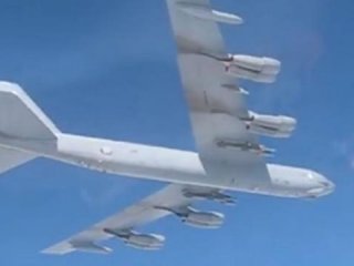 ABD bombardıman uçakları ve Rus jetleri havalandı!