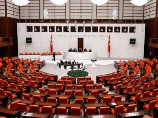 Meclis açılış tarihi ertelendi