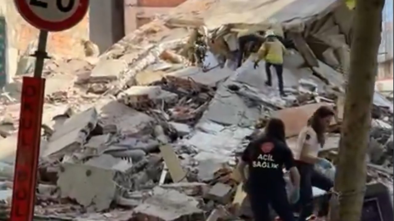 İstanbul'da bina çöktü: 1 kişi hayatını kaybetti, 8 kişi yaralı kurtarıldı