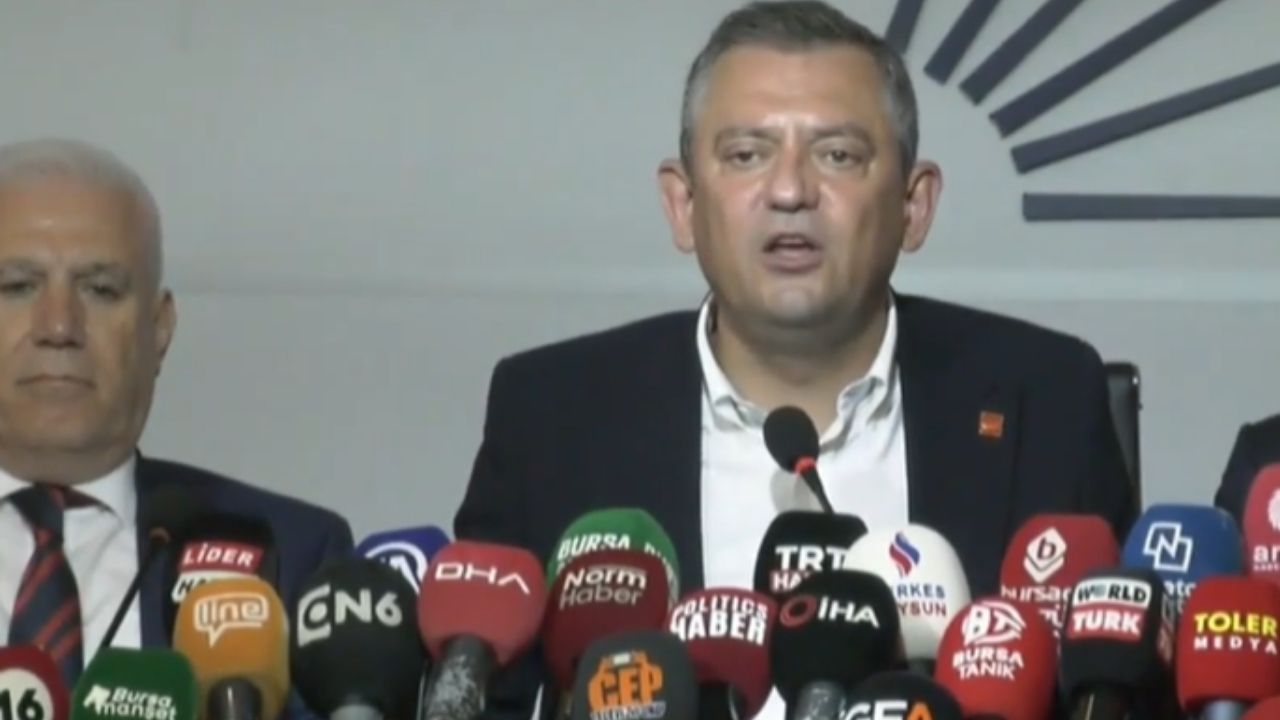 CHP Genel Başkanı Özgür Özel'den anket açıklaması! İşte AK Parti ile CHP arasındaki fark