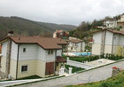 Sanatçılar Sitesi’nde sanatçılara kaçak havuz davası