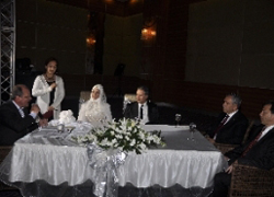 Arınç, nikah şahitliği yaptı