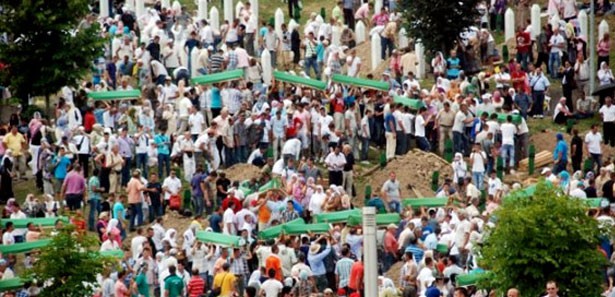 Srebrenitsa'da acılar bir kez daha tazelendi  
