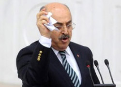 CHP'li Öner'den Başbakan'a ağır sözler