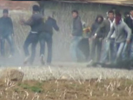 Bombanın elinde patlama anı görüntülendi