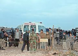 Suriye Ordusundan Kopuşlar Sürüyor  