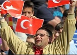 İngiltere'de Türk bayrağına yasak