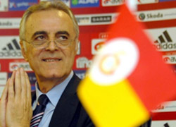 Galatasaray'dan Canaydın için anma mesajı