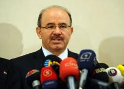 Çelik: Bazıları yalan ürertir bazıları da hizmet