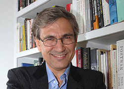 Orhan Pamuk'a 'Özgürlük' dersi!