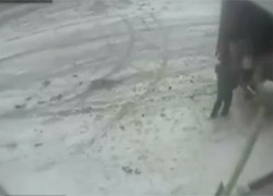 TIR Duran Kamyonu Biçti