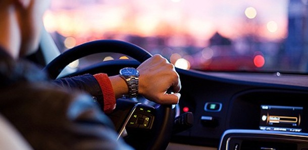 Magandalardan kaçmak için 40 kilometre ters yönde gitti