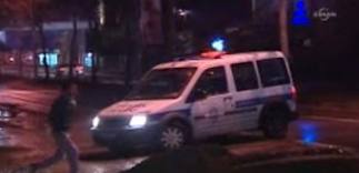 İSKİ vanası patladı, cadde sular altında kaldı