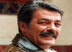 Mezarlıkta ölülerle konuşuyorum