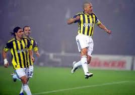 Açılışı Fenerbahçe yapıyor