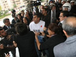 BDP'LİLER İLE POLİS ARASINDA YİNE GERGİNLİK
