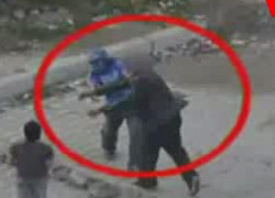 VATANDAŞ PKK SEMPATİZANINI TOKATLADI