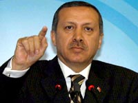 BASBAKAN'DAN ILK ACIKLAMA