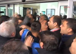 ESNAF BELEDİYE BASTI!