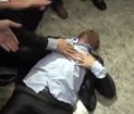 Akit Muhabirine Sedyedeyken Bile Saldırdılar