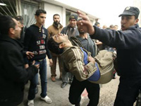 ISRAIL BUYUKELCISI'NDEN PISKINLIK