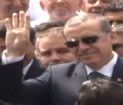 Erdoğan’dan Cuma Nnamaz Çıkışı Rabia Selamı
