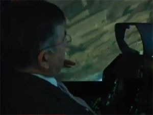 Bakan İsmet Yılmaz Uçak Düşürdü