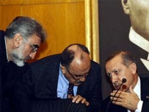 Başbakan Erdoğan'ın Mikrofonu Açık Kalınca