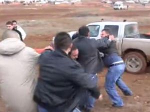 Off - Road Yarışlarında Çamur Kavgası