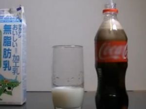 Kolaya, Süt Karıştırılınca Ne Olur?