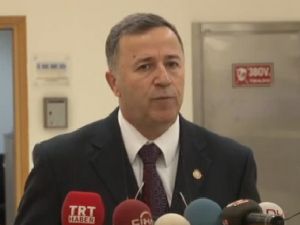 Kaçırılan Uçağın Pilotu Konuştu