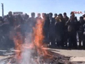 Kepenk Kapatmayan Esnafa Feci Dayak!