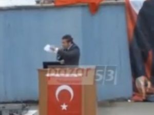 En Hüzünlü Miting