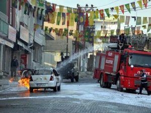 Polis Memurunu Yakmaya Çalıştılar