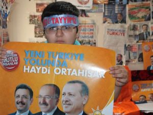 Yok Böyle Başbakan Sevgisi