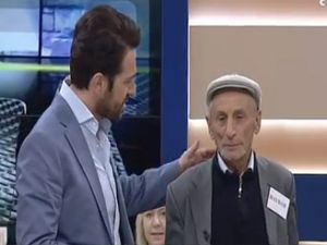 Evlenmekte Israrcı Dede Durmuyor