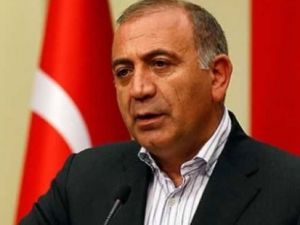 Güresel Tekin'den Canlı Yayında Skandal Sözler