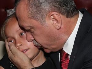 Şehit kızından Erdoğan'ı Duygulandıran Şiir