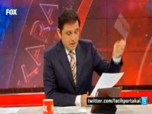 Fatih Portakal: 'Bir Yerine Mi Battı O Bayrak?'