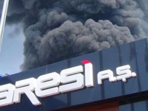 Bursa’da Tekstil Fabrikasında Yangın