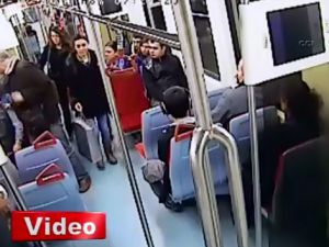 Metroda Kalp Krizi Geçirdi Hayatını Kaybetti