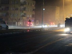 Polis'ten Hücum Marşı Eşliğinde Müdehale