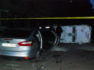 Diyarbakır'da Polis Aracı Devrildi: 3 Polis Yaralı