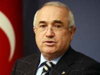 HUKUMET ADINA BAKAN  CICEK ACIKLADI