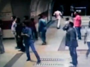 Metroda İstanbulkart Kavgası