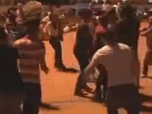 Öcalan Sloganı Atan Provokatöre Meydan Dayağı