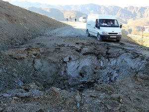 Hakkari'deki Patlama Anı Kamerada!