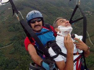Havada Sakal Tıraşı!