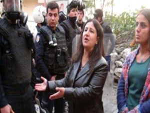HDP'li Vekiller Silvan'a Giremedi