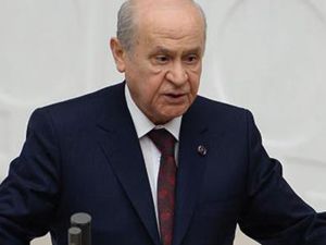 Bahçeli, AK Partilileri Selamladı!